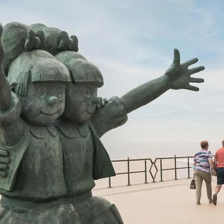 Spacious With Sunny Terrace *