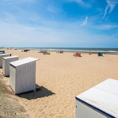 Appartement Spacious With Sunny Terrace Middelkerke