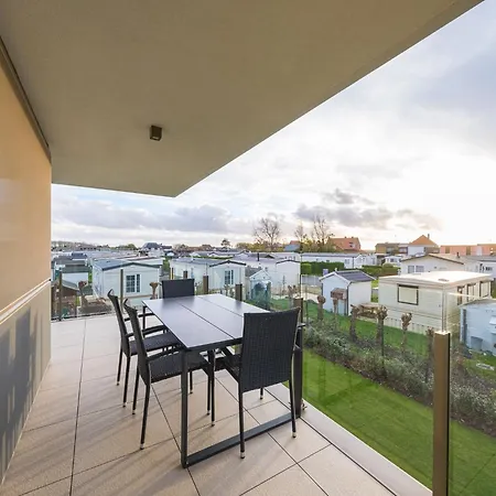 Spacious With Sunny Terrace